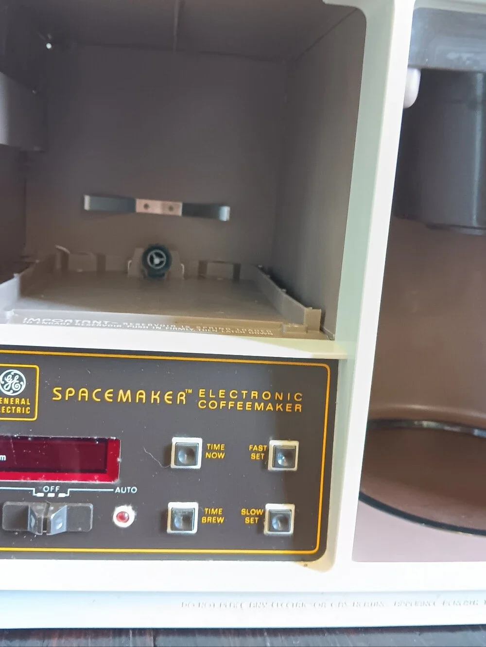 1980s GE Spacemaker Drip Coffeemaker, 80s Under Cabinet Mount Coffee Pot, In Box